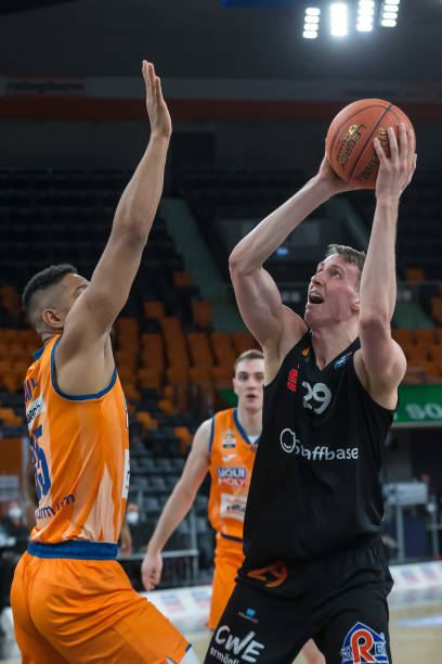 能缺乏悬念 能缺乏悬念