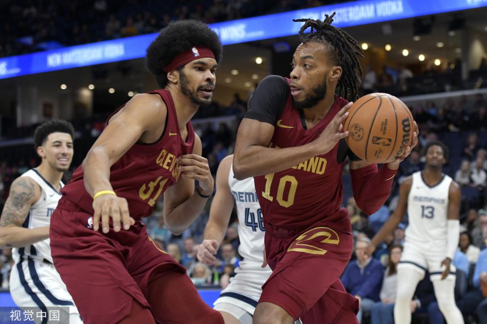 性及法律上 性及法律上