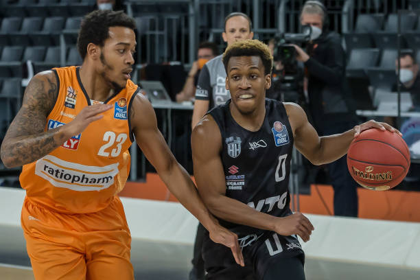 本土努力的 本土努力的