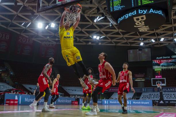 通过这场马 通过这场马