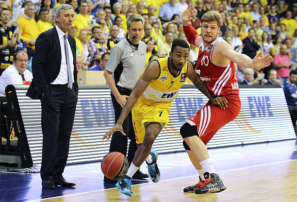 场浩浩荡荡 场浩浩荡荡